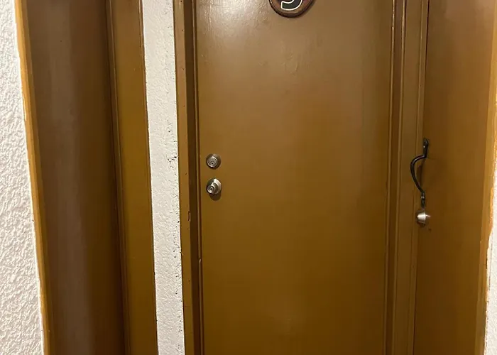Apartment Apartments10 *